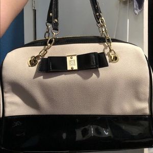 Anne Klein purse